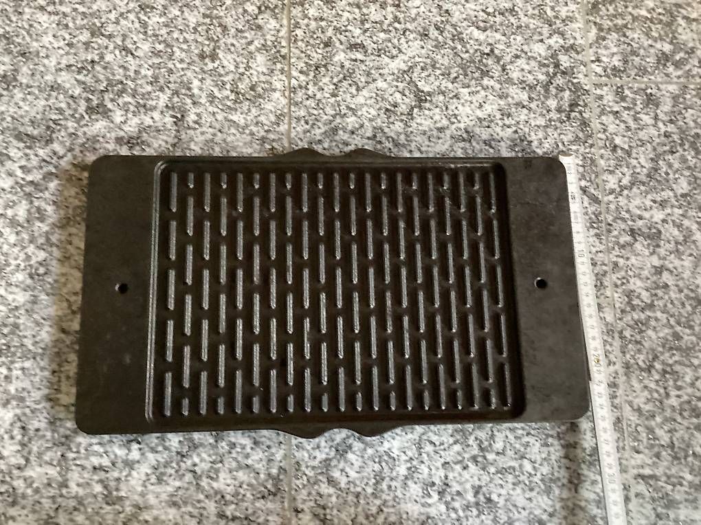 Griglie: Gusseisen Grillplatte – Usato da Wassen UR venduto da SABDOM 1