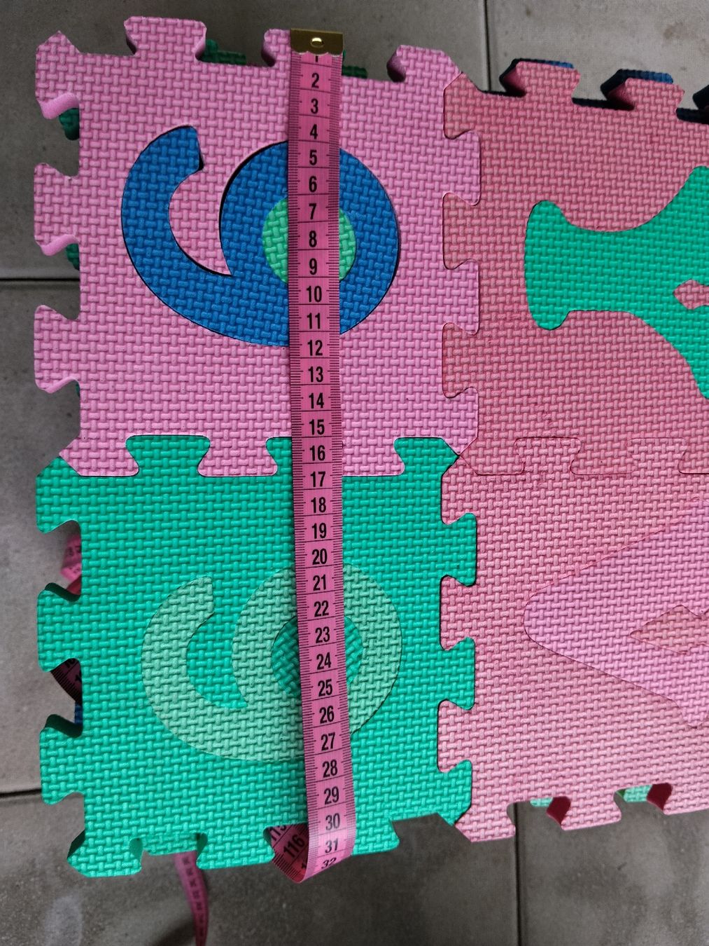 Rivestimenti per pavimenti: Bodenbeläge Puzzles 54 Stück – Usato da Muri AG venduto da Suiphi 4
