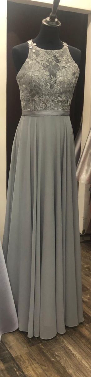 Robes: Abendkleid Grau Gr. 46 NEU – Neuf (Voir description) à Schlatt ZH par INVA00