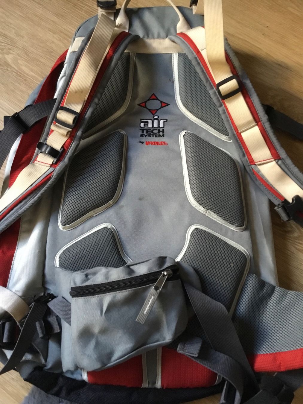 Mckinley Zaini: Wanderrucksack Mckinley Peak 35 – Usato da Schlieren venduto da Jeajet 1