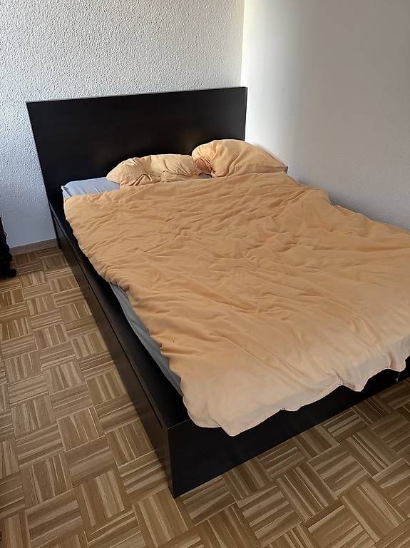 Betten: Lit avec rangement, sommier et matelas  – Gebraucht aus Les Acacias von ana_9l8q 1