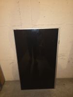 Secondhand Flatscreen TV for Cozy Autumn Movie Nights!
