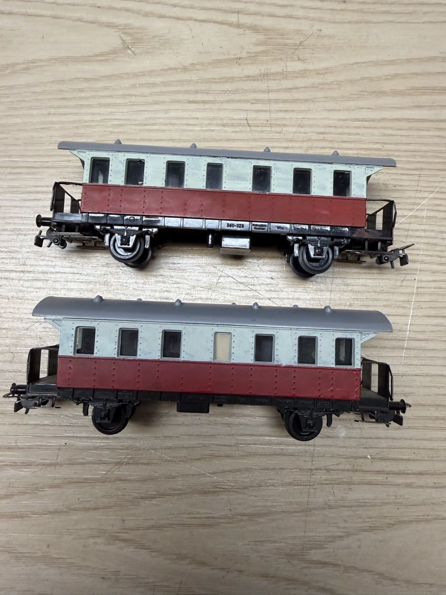 Piko Modelleisenbahnen: Zwei PICO Wagons HO – Gebraucht aus Herzogenbuchsee von ioa_zcm6 3