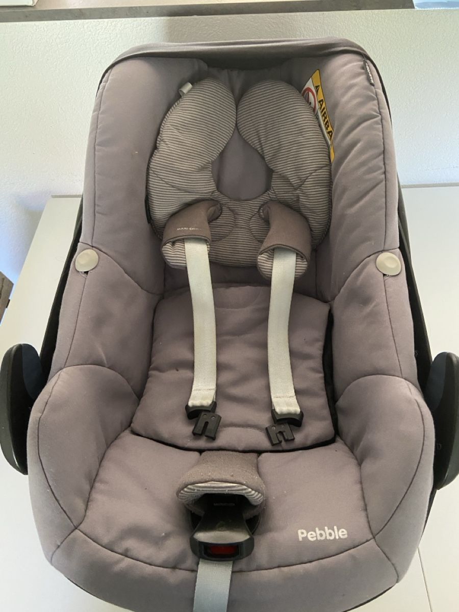 Maxi-Cosi Seggiolini per auto: Maxi-Cosi Pebble Kindersitz  – Usato da Suhr venduto da 000SF000
