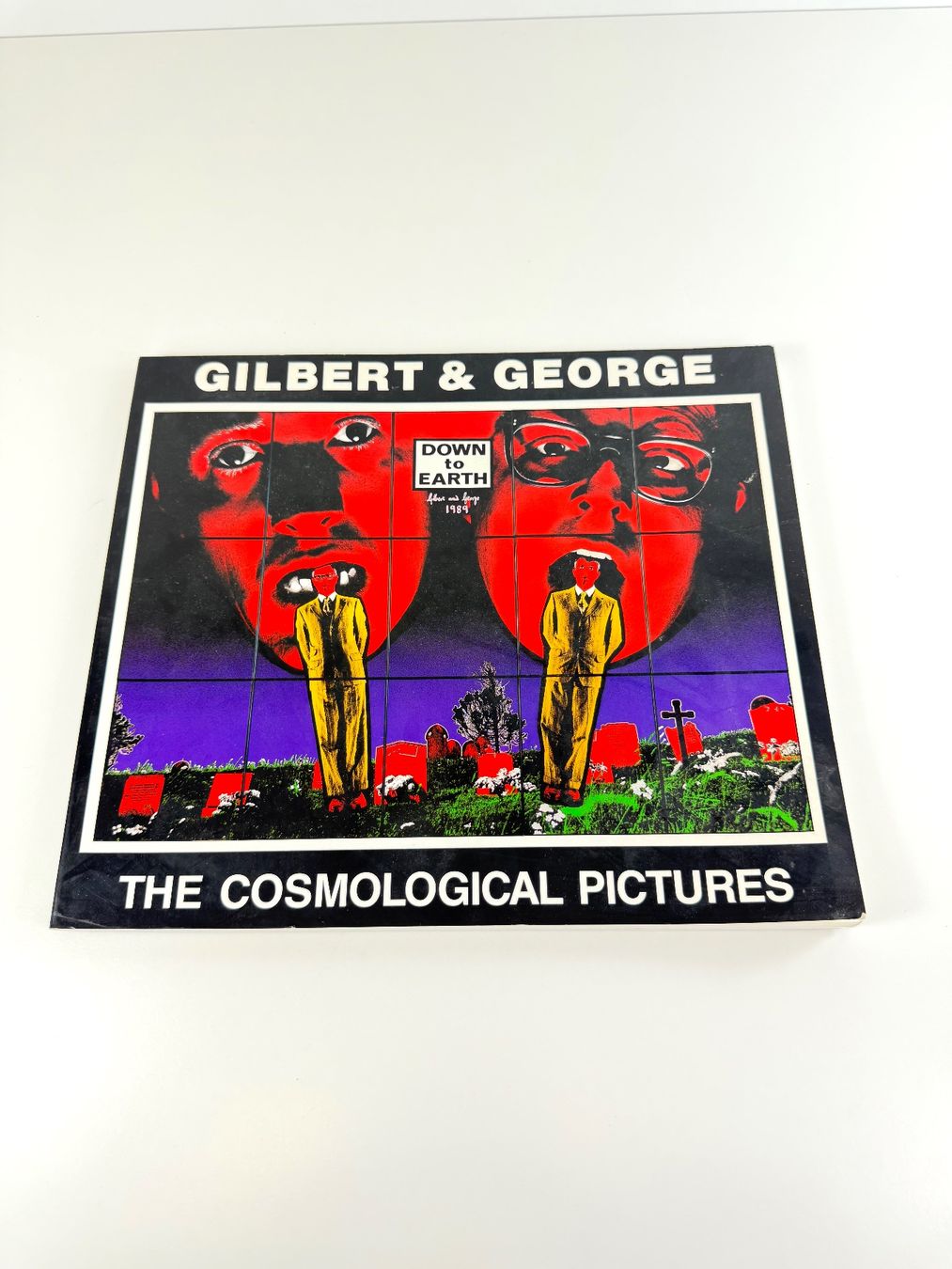 Libri: GILBERT & GEORGE "The Cosmological Pictures" mit Widmung – Usato da Zürich venduto da Arche_Brockenhaus 1