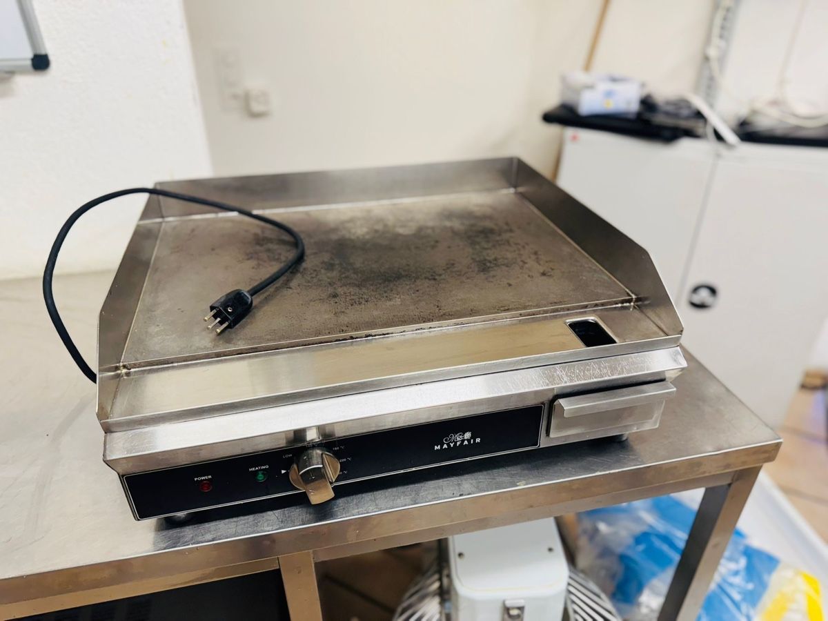 Grills: Plancha electrica Mayfair usada, buen estado, funciona – Gebraucht aus bern von Jinjet