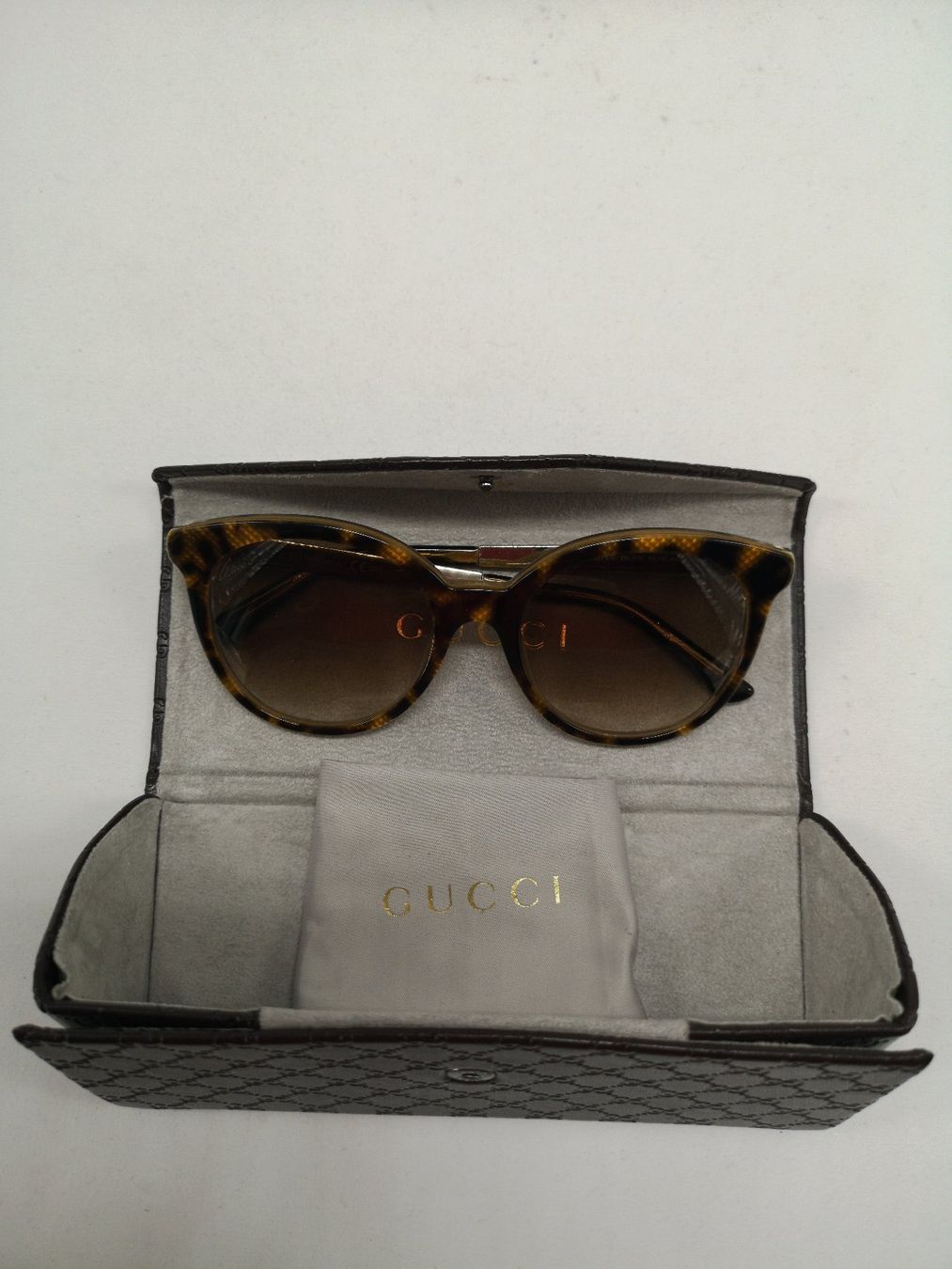 Gucci Brillen & Gläser: GUCCI / Authentiques / Luxe - Qualité - Classe ! – Gebraucht aus Bulle von italicum 5