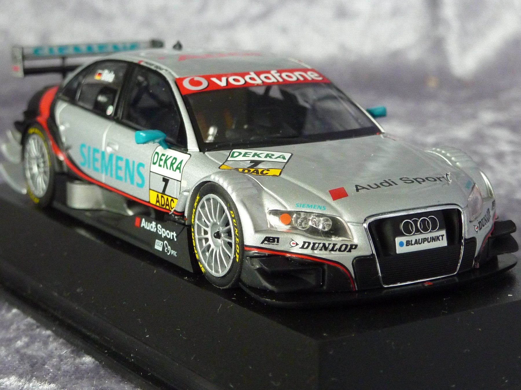 Minichamps Modellini d'auto: Audi A4 DTM 2007  1:43 – Nuovo e nell'imballaggio originale da Dürrenäsch venduto da modellautos4you 7