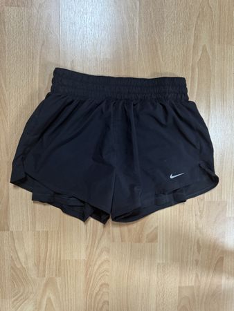 Nike Dri-Fit Shorts schwarz Grösse S