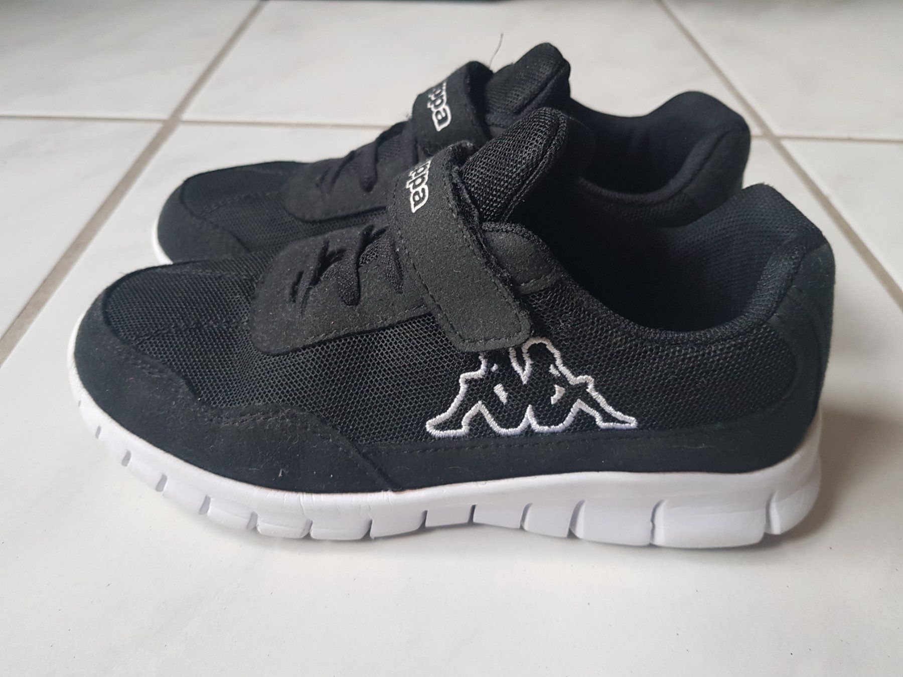 Kappa Scarpe per ragazze: MÄDCHEN HALLENSCHUHE VON KAPPA – Usato da Root venduto da LifestyleAccessoires
