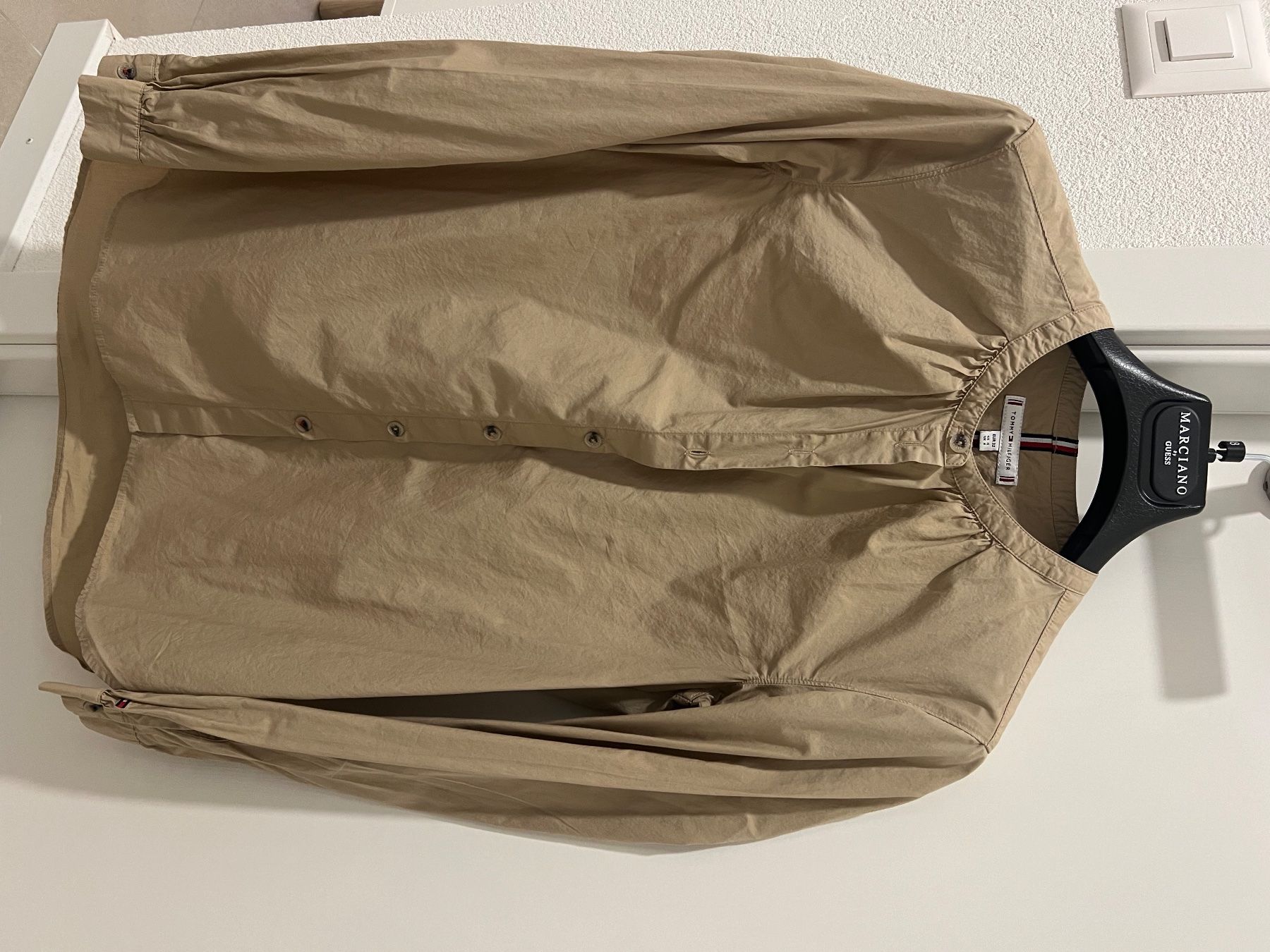 Tommy Hilfiger Camicette: Chemise Tommy Hilfiger – Usato da La Chaux de fonds venduto da tan_8v6k
