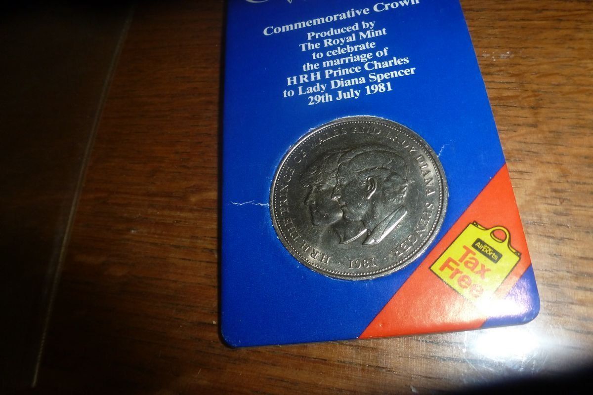 Tutti le monete: 1981 UK COIN COMMEMORATING Diana/Charles – Nuovo e nell'imballaggio originale da Emmen venduto da newdeal1970 3