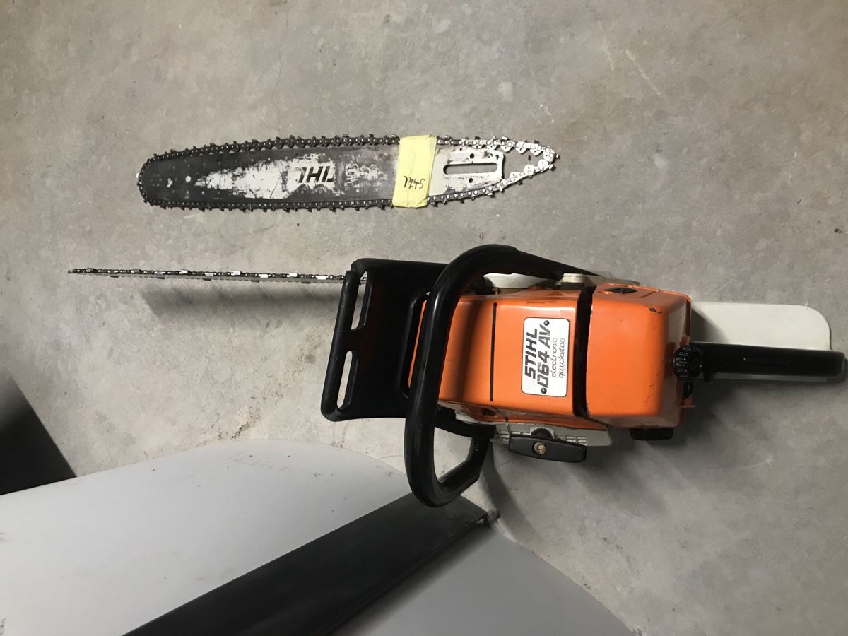 Stihl Scies: Stihl 064 – D'occasion à Seewis-Pardisla par skoda8 2