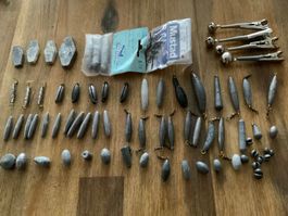 Verschiedene Bleie und Glöcklein