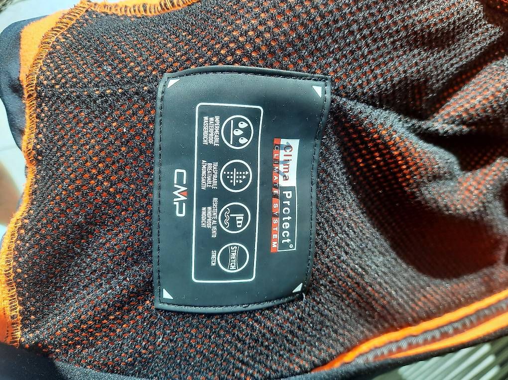 Jacken & Mäntel: Softshell-Jacke CMP Gr 152 – Gebraucht aus Langenthal von Swissrunner 3