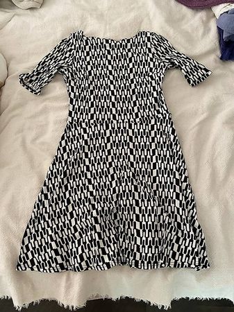 Dress size S
