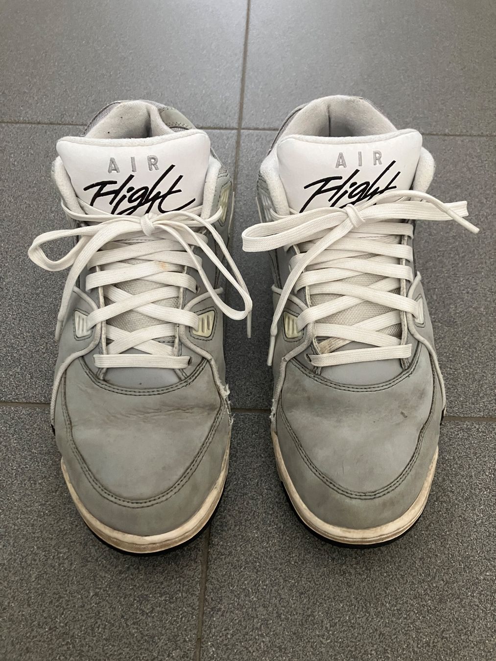 Nike Herrenschuhe: Nike Air Flight Sneaker Gr. 42.5 – Gebraucht aus Ruggell von VegasGirl 1