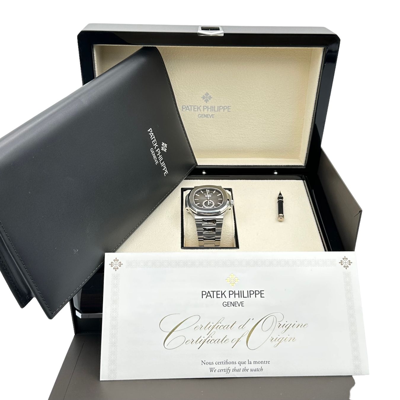 Patek Philippe Orologi: Patek Philippe Nautilus 5726/1A Full set Unworn – Nuovo e nell'imballaggio originale da Genève venduto da Swisstreasures-SA 6