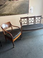 Antikes Sofa und Sessel Holz dunkel Gebrauchsspuren