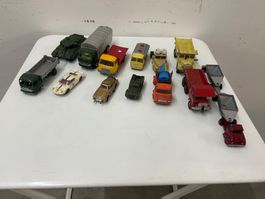 Lot Spielzeug-Autos Dinky Toy und Lesney