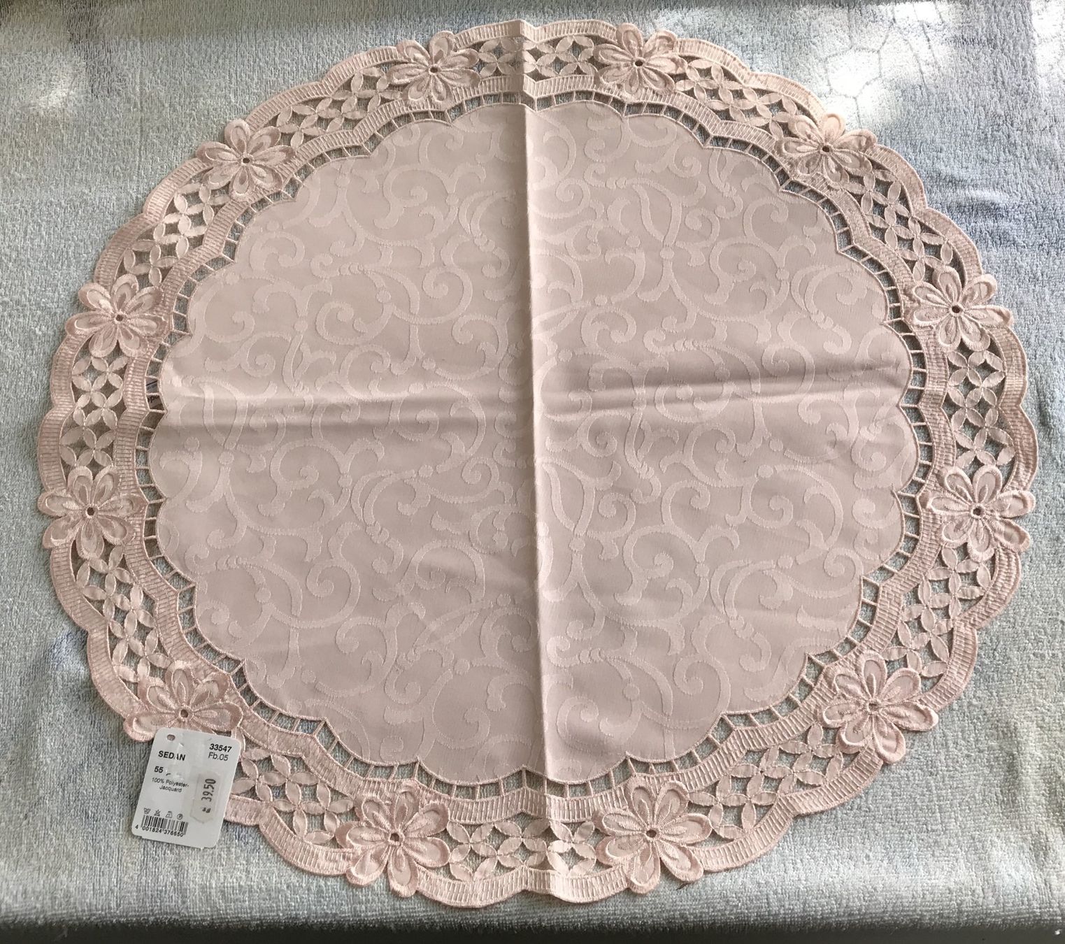 Altra biancheria da tavola: STOFF TISCHTUCH SEDAN NEU DURCHMESSER 55CM – Nuovo (secondo la descrizione) da Ostermundigen venduto da Wyatt-Earp