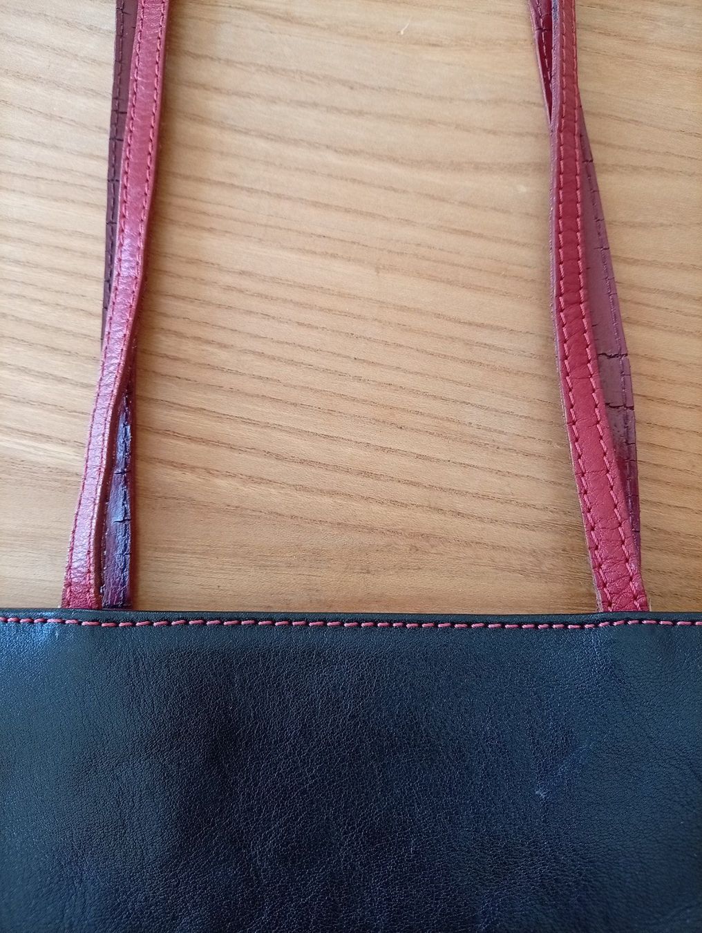 Borse da donna: Hübsche Leder-Handtasche, made in Florence – Usato da Luzern venduto da Seri4 7