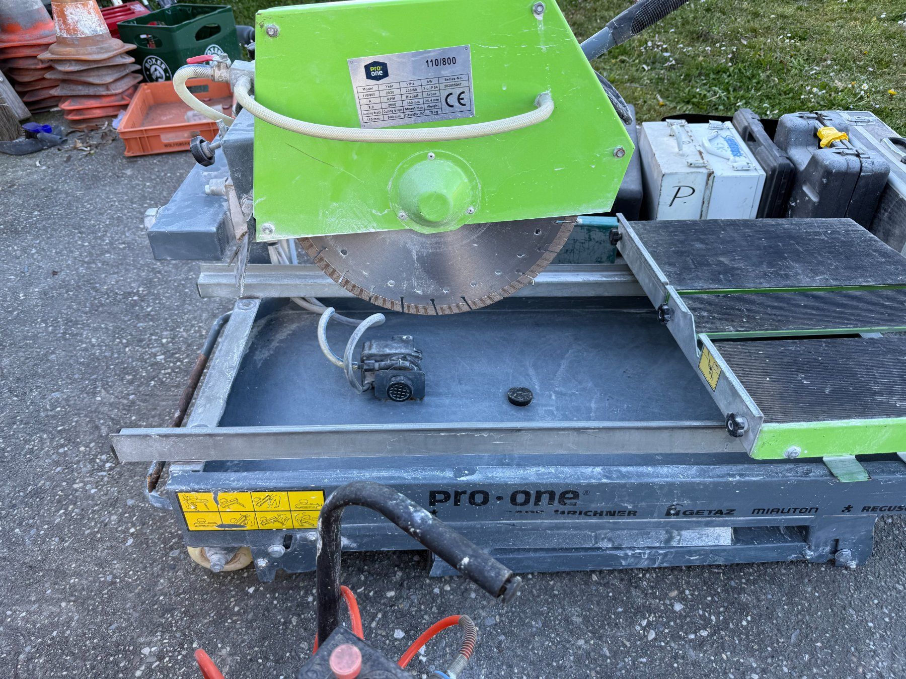 Tutte le macchine: Scie à eau sur table Pro One 110/800 - Professionnelle 2020 – Usato da Etoy venduto da mds1110 2