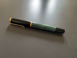 Pelikan Souverän Füllfederhalter 14 Karat Goldfeder