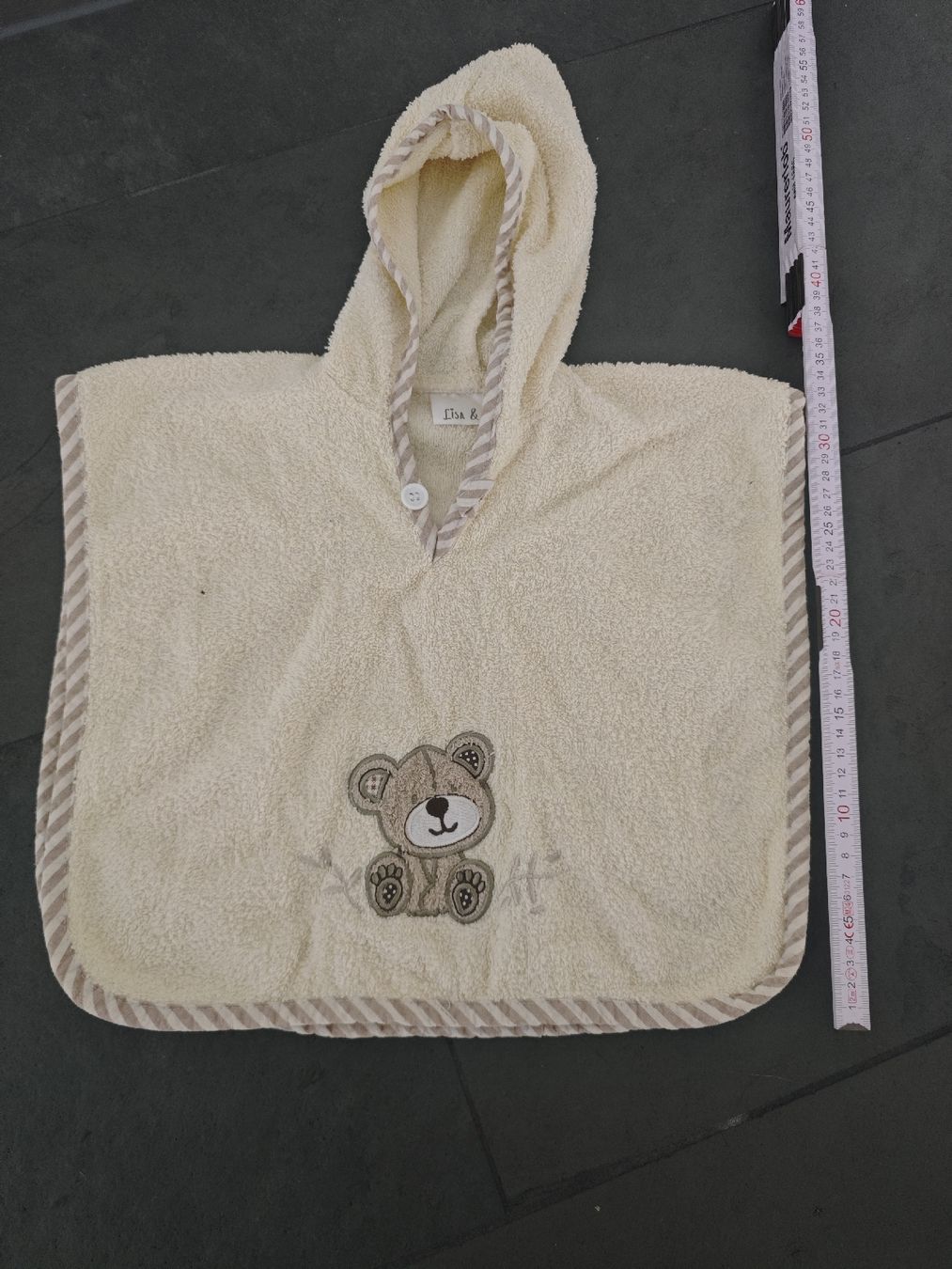 Serviettes de bain: Kinder Badeponcho mit Bär  – Neuf (Voir description) à Thalwil par ber_vd7x