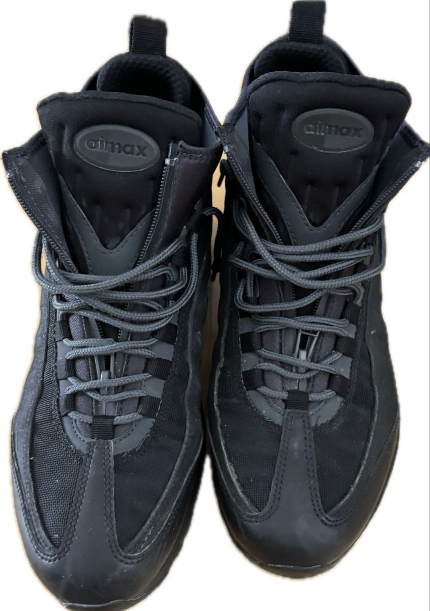 Nike Scarpe da uomo: Nike Air Max Winter – Usato da Chur venduto da Cuteclothes7k