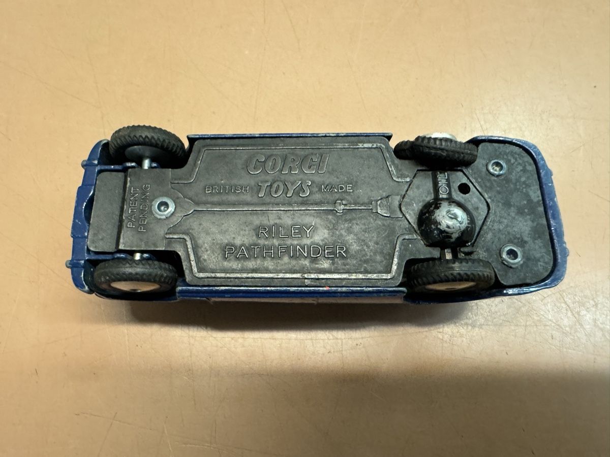 Corgi Toys Voitures modèles: Corgi Toys  blau  – D'occasion à Chur par Meriva0 2