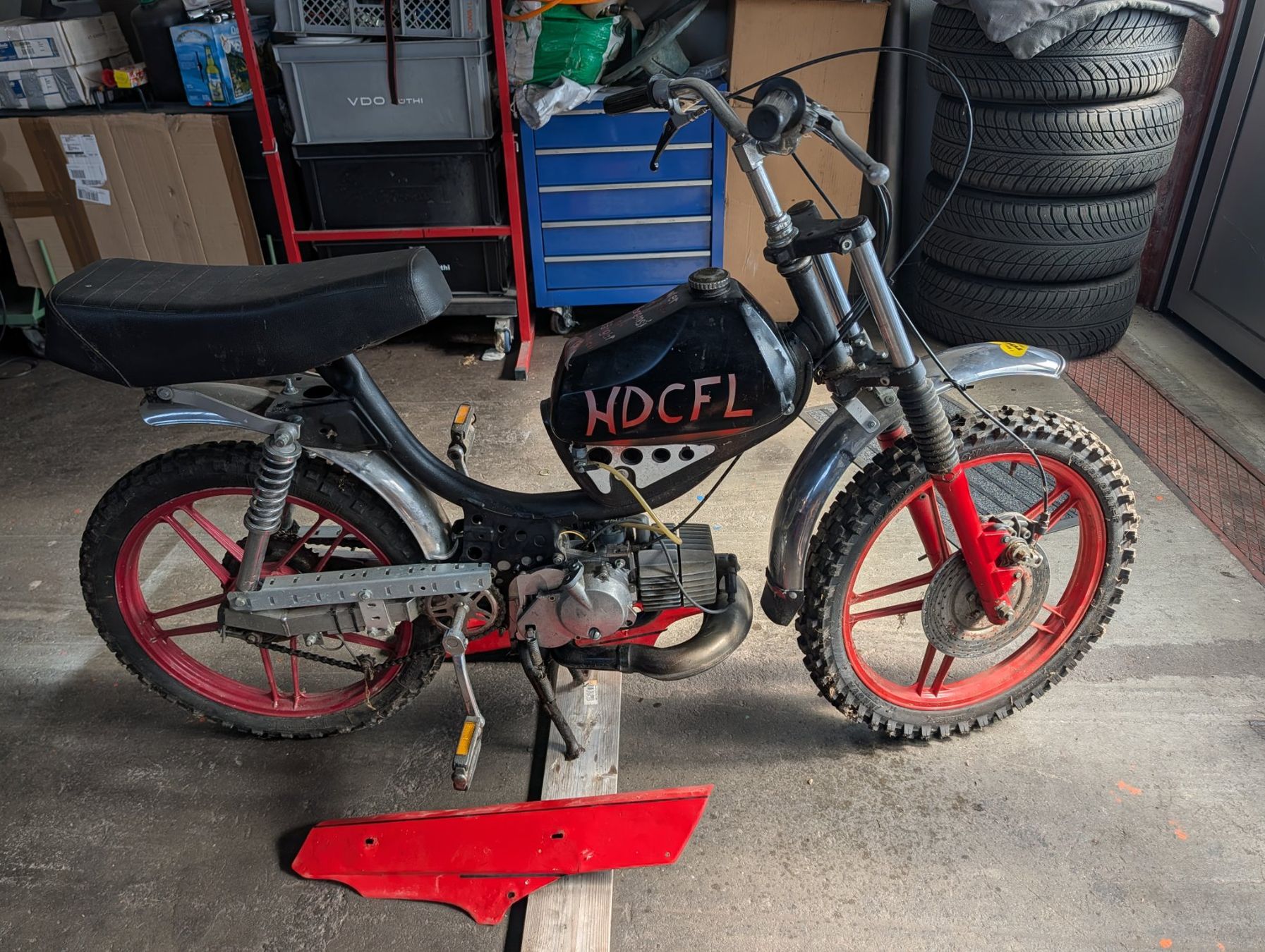 Alpa Cyclomoteurs: Moped ALPA BORA mit orginal Scheibenbremse – D'occasion à Ruggell par Didib