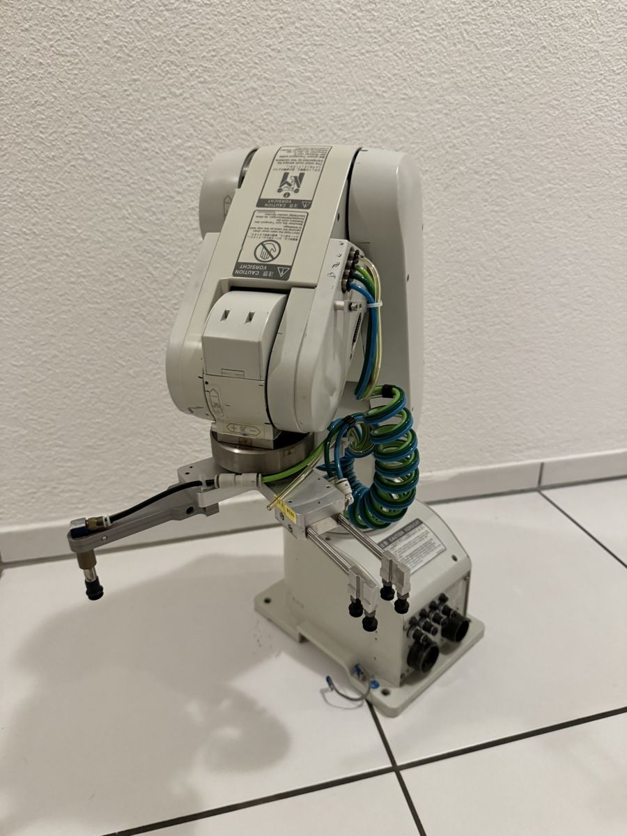 Mitsubishi Alle Werkzeuge: Mitsubishi Roboter – Gebraucht aus Olten von buj_kym9 9
