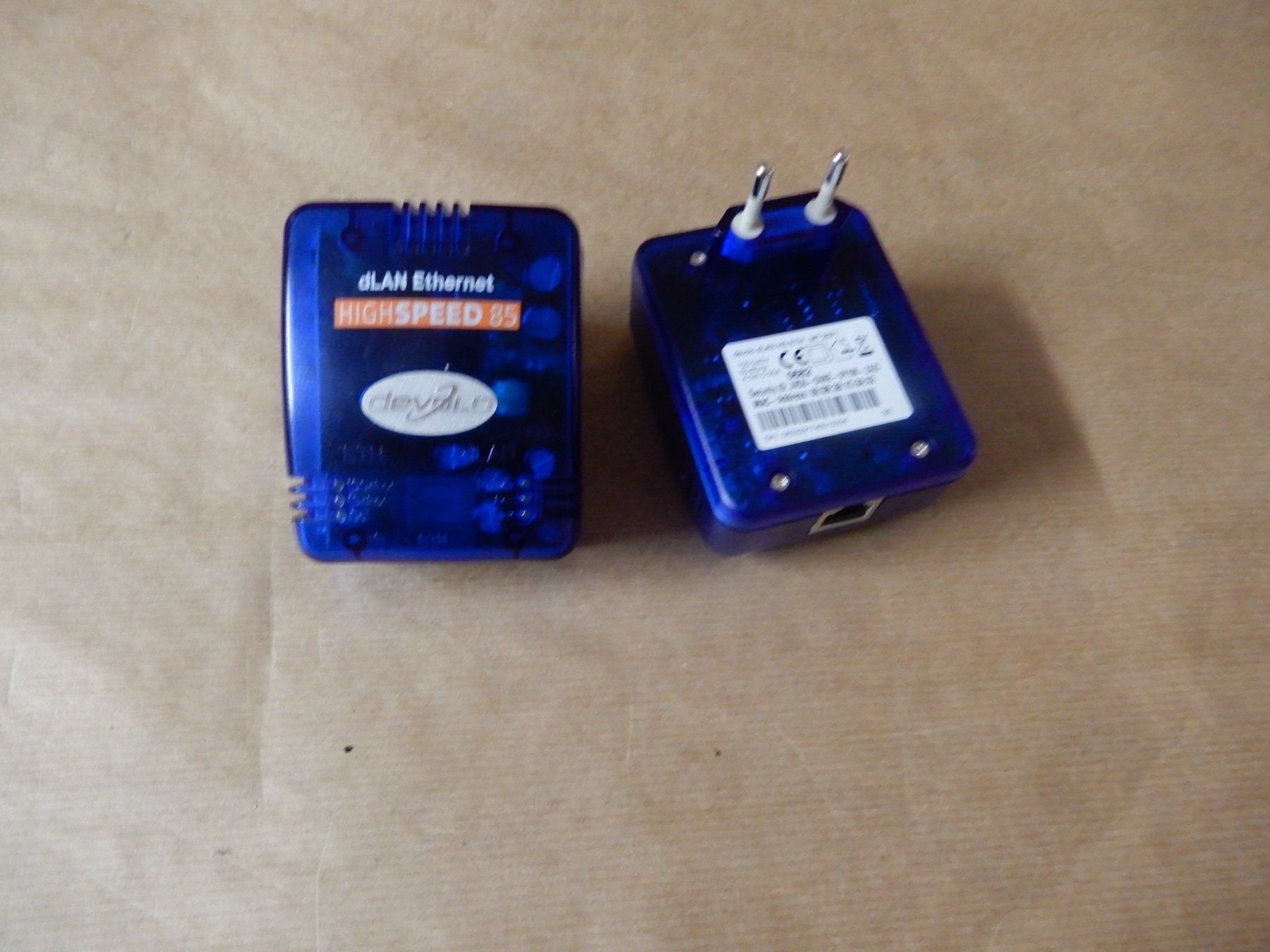 Devolo Laufwerke & Adapter: Devolo dLAN Highspeed 85 Netzwerkadapter Set – Gebraucht aus Worben von MaKo3252 1