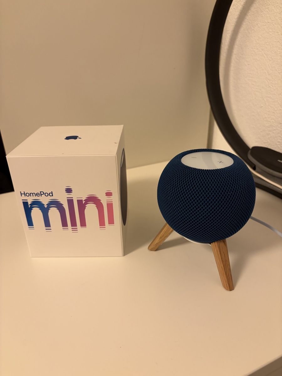 Apple Casse acustiche: Apple HomePod mini blue with stand  – Nuovo (secondo la descrizione) da Gorgier venduto da William3
