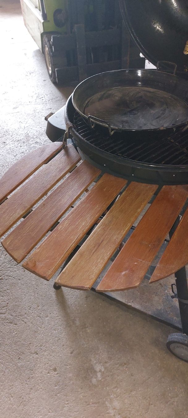 Griglie: Kugelgrill mit Zubehör! – Usato da Brislach venduto da ericCH 1