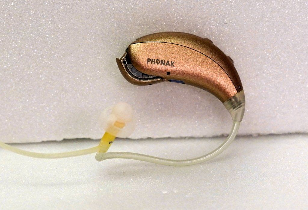 Phonak Attrezzature mediche: Phonak Natos Nova M Hörgeräte – Usato da Dottikon venduto da Floppidogg77 2