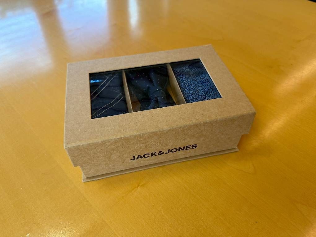 Krawatten: Jack & Jones Krawatten Geschenkset  3 Krawatten mit Box – Neu und originalverpackt aus Häggenschwil von fourtime 1