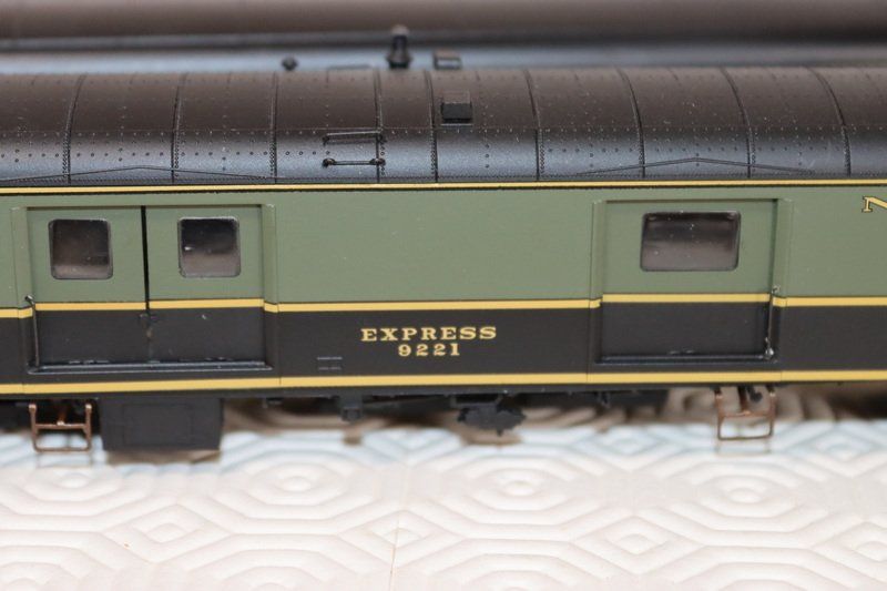 Rapido Modelleisenbahnen: Rapido CN Wagen ( 462 ) – Gebraucht aus Kerzers von Winu64 2