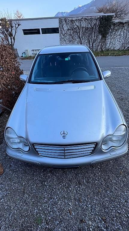 Mercedes-Benz Automobili: Mercedes C 320 Avantgarde Automatic – Usato da Rapperswil SG venduto da Chlepfchrieger
