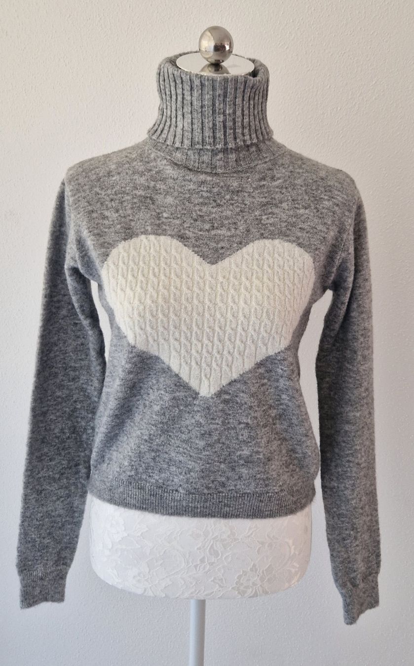 Pullover & Sweatshirts: PULLOVER GRIS – Neu und originalverpackt aus Camorino von JPHANDMADE1