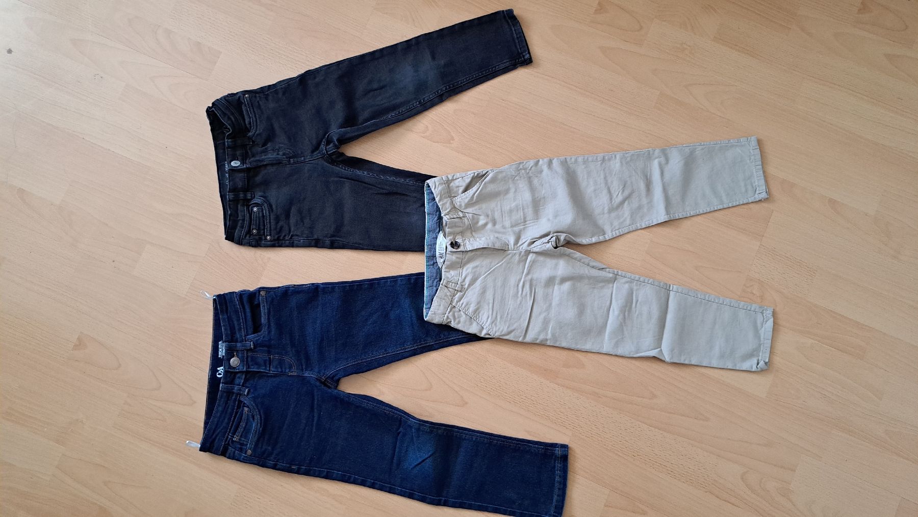 H&M Lotti & Set di vestiti: Boys Pants and Shorts 4 5 years – Usato da Thun venduto da tan_2kvt 3