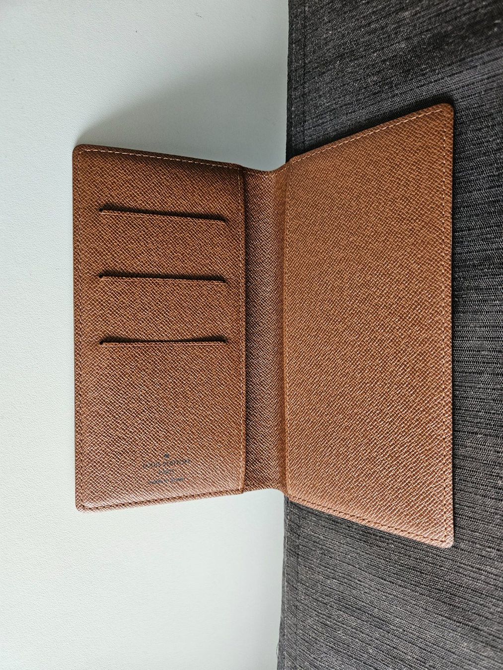 Louis Vuitton Altro in  Abbigliamento & Accessori: Louis Vuitton Monogramm Kartenetui – Usato da Oberrieden venduto da Sun-and-Sand 7