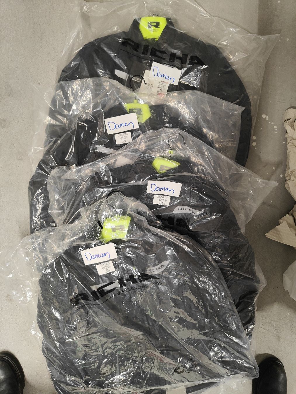 Giacche: Motorrad Jacke  – Nuovo e nell'imballaggio originale da Flims-Waldhaus venduto da NickY30 2