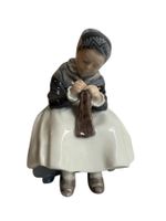 Statuina ceramica, Royal Copenhagen, Bambina