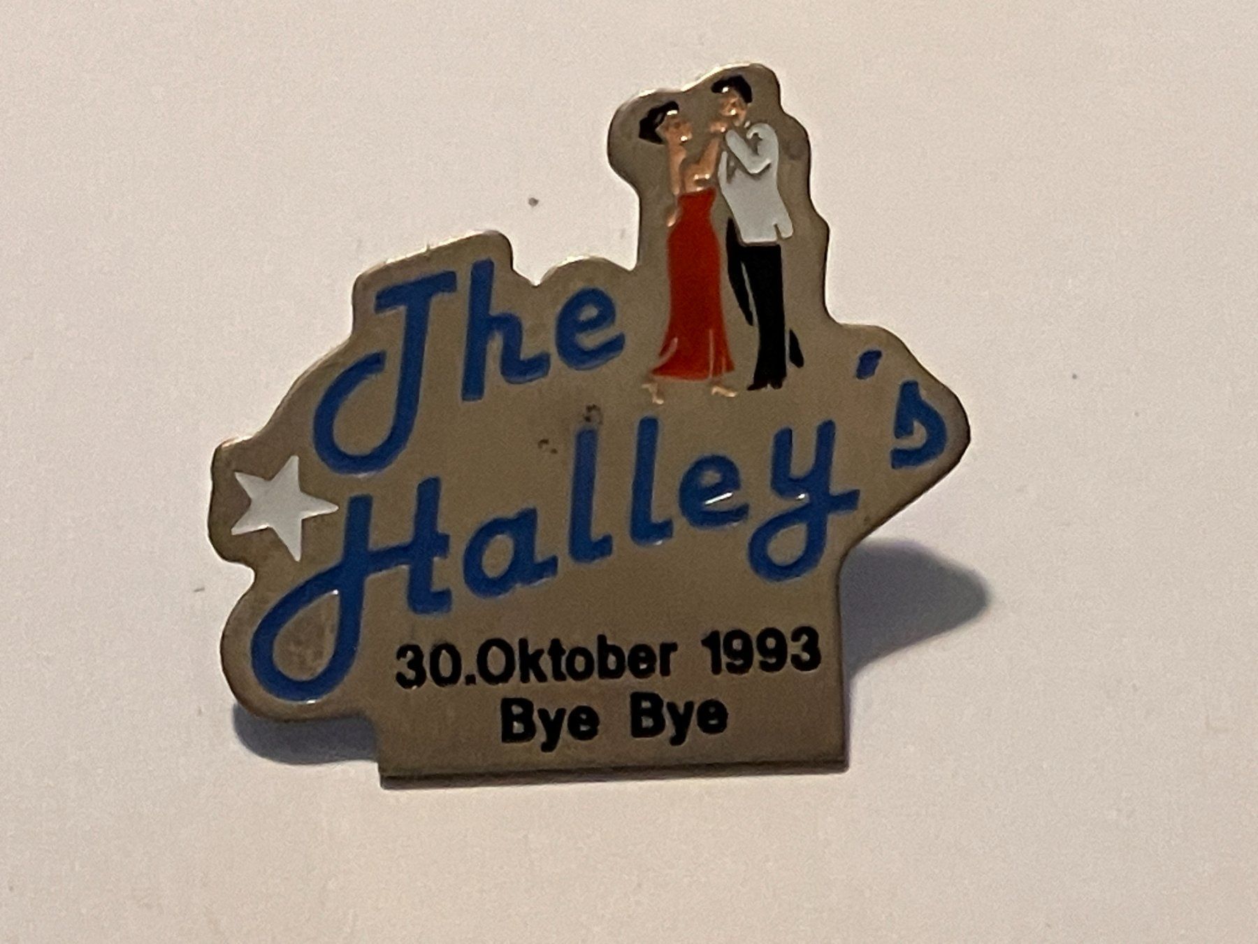 Placchette & Badge: 1 Pin The Halley's – Usato da Basel venduto da djwwpp