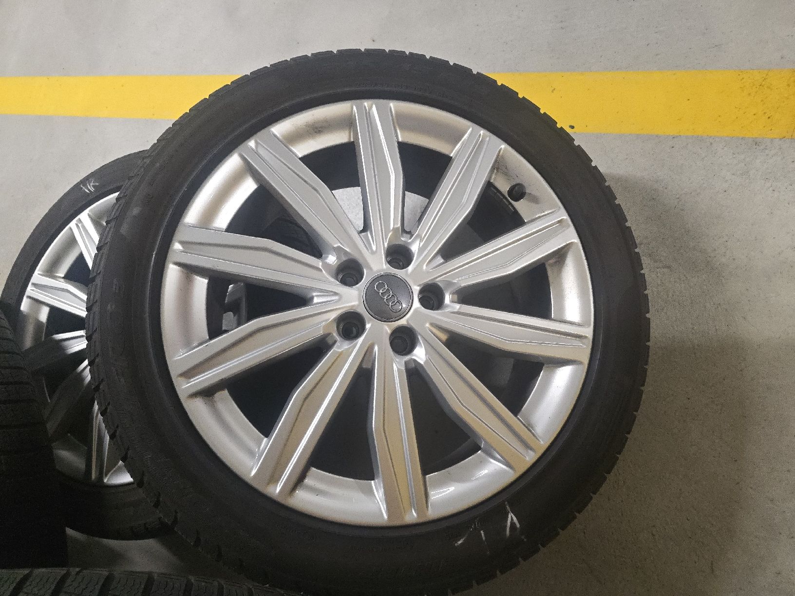 Pneumatici & Ruote complete: Felgen Audi – Usato da Menziken venduto da bilo.09. 1
