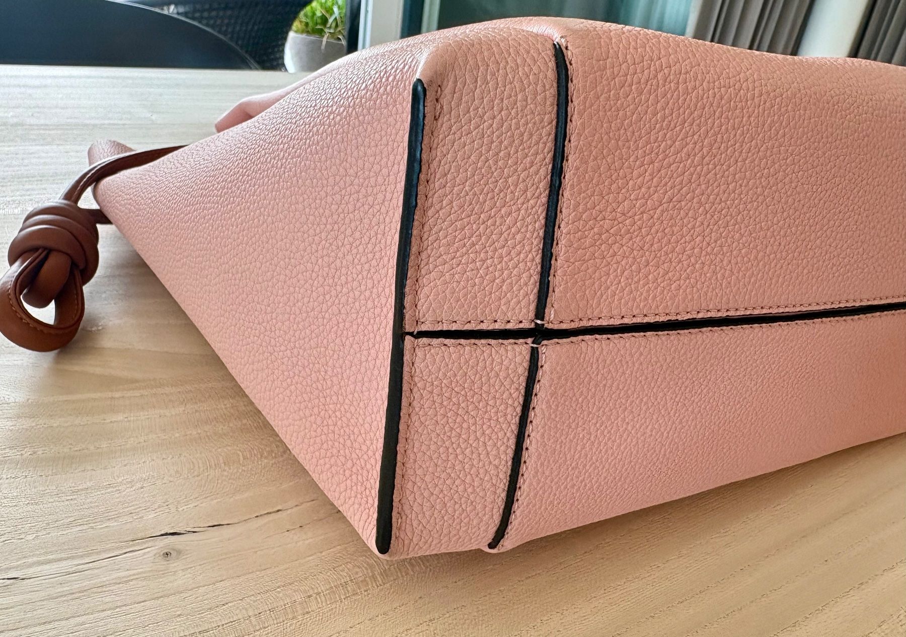 Loewe Taschen für Damen: Loewe Flamenco Tote Bag – Gebraucht aus Bottmingen von Vela3 2