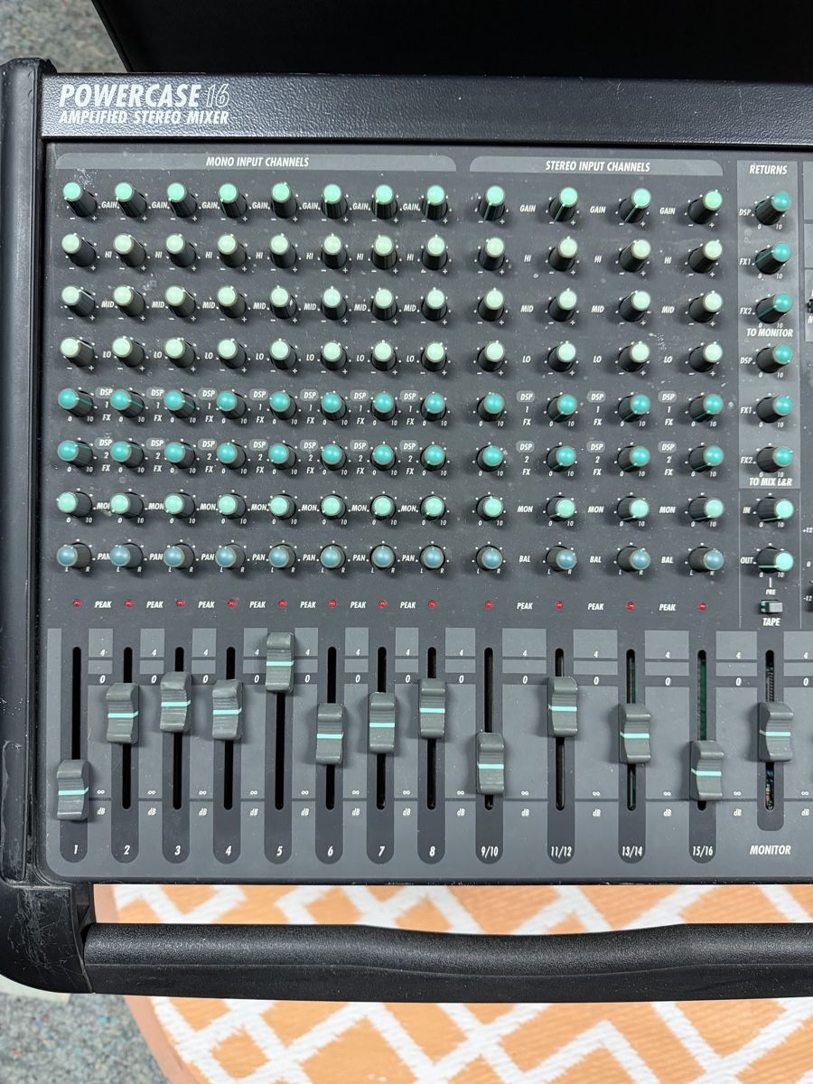 Console di mixaggio:  Generalmusic Powercase 16 – Usato da Hauptwil venduto da musikboerse 1