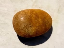 Schöner Naturstein, oranger Quarz. Findling, 171,1g
